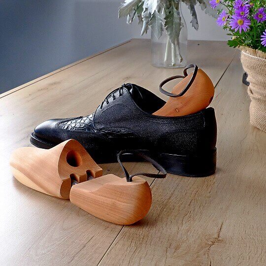 wooden shoe shape keeper C12STHR-H 7