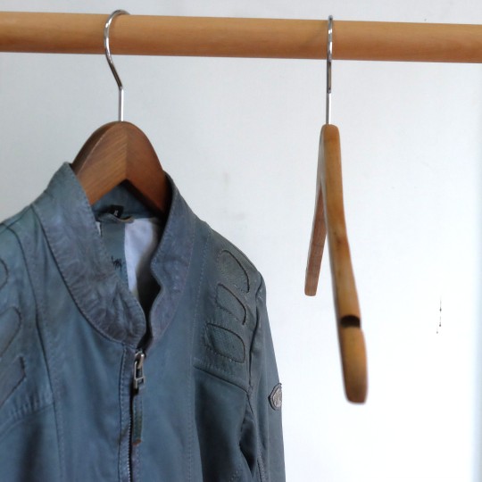 4 space saver hangers for closets