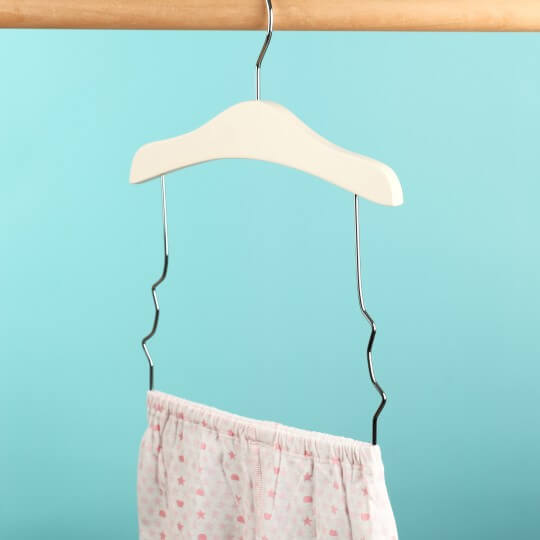 2 skirt hangers