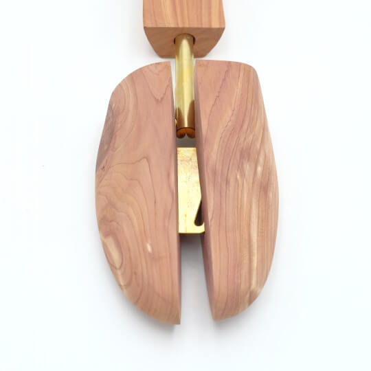 cedar wood holder for shoes 5