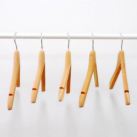 45cm luxury cedar clothes hanger 1010 3
